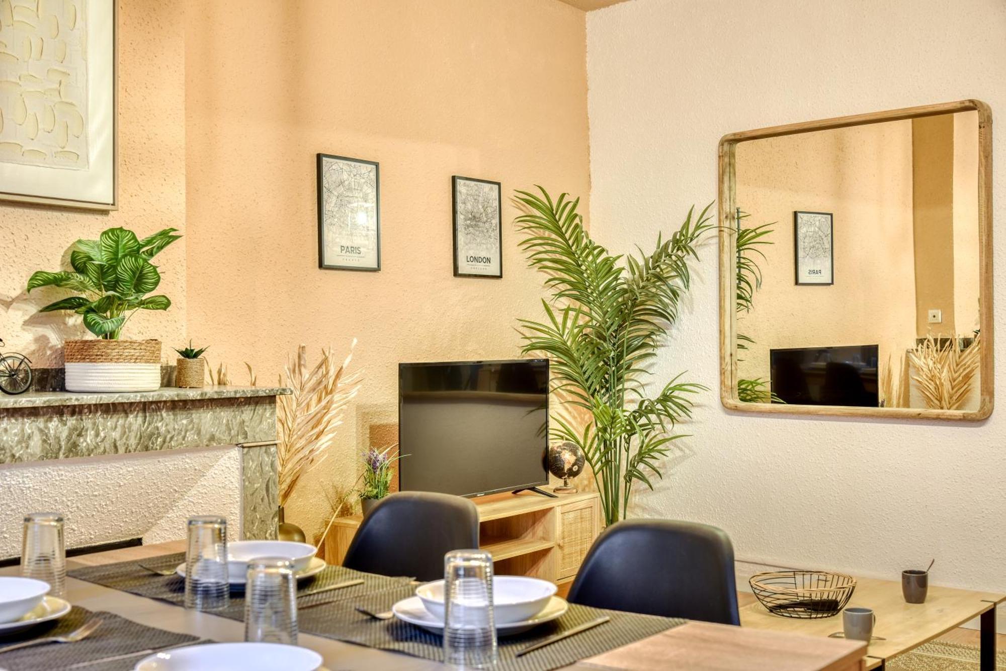 Le - A Pied - Wifi Apartment